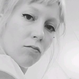 Meet your Posher, Charlotte